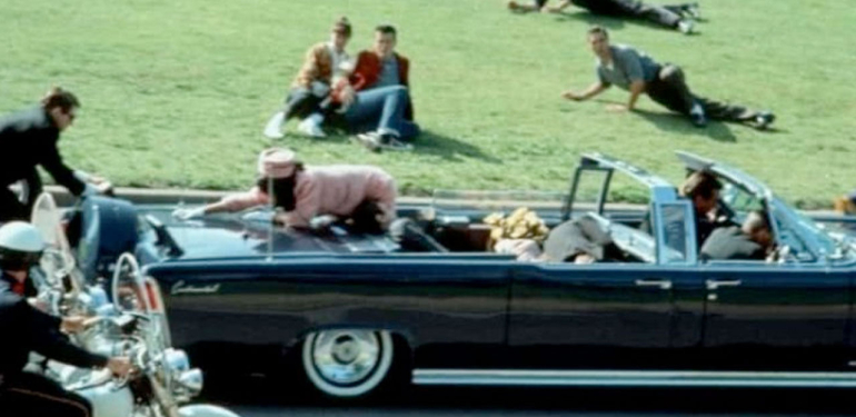 Kennedy suikastı dönemindeki yetkililerin hassas bilgileri ortalığa saçıldı